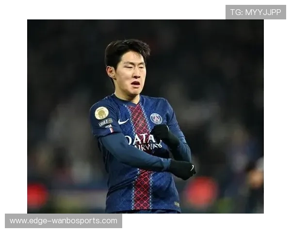 巴黎阵中李刚仁定位球威胁全面提升法甲关键数据对比解析背后战术价值 巴黎阵中李刚仁定位球威胁全面提升法甲关键数据对比解析背后战术价值